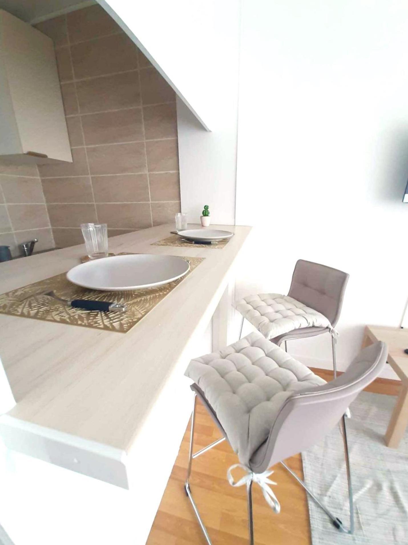 Au Havre Des Sacres - Balcon - Proximite Centre Daire Reims Dış mekan fotoğraf